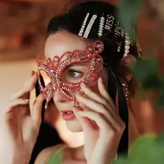 Máscara de Borboleta em Strass Cristal Luxuosa Para Festas de Fantasia na internet