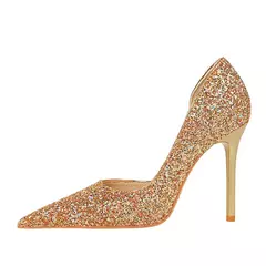 Sapato Scarpin com Detalhes em Lantejoulas e Saltos de 7cm a 10.5cm Olívia