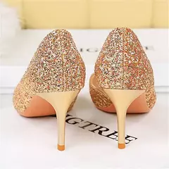 Sapato Scarpin com Detalhes em Lantejoulas e Saltos de 7cm a 10.5cm Olívia - loja online