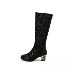 Bota Feminina Fashion salto quadrado com detalhes em Renda Ada - loja online