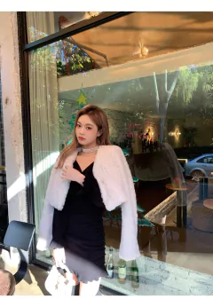 Casaco Penélope de Pele de Cordeiro Peludo Chic. - loja online