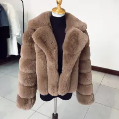 Casaco de Pele de Raposa Elegante e Quente Hilary.