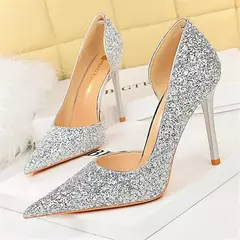 Sapato Scarpin com Detalhes em Lantejoulas e Saltos de 7cm a 10.5cm Olívia - loja online