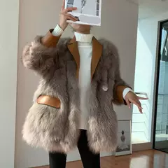 Imagem do Casaco de Pele de Raposa, Casaco Peludo Ivy.