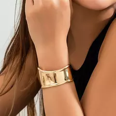 Pulseira de Luxo Tiffany de Designer Assimétrico Aberta Larga. - Clube das Coisas - Tudo para Você ficar mais Linda e Sexy