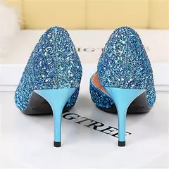 Imagem do Sapato Scarpin com Detalhes em Lantejoulas e Saltos de 7cm a 10.5cm Olívia