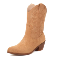 Bota Retrô de Cowboy Feminina Bordada Slip-On Salto Grosso Rayka. - Clube das Coisas - Tudo para Você ficar mais Linda e Sexy
