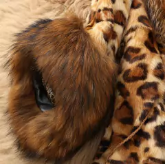 Casaco de Luxo Pele Fake de Guaxinim Estampa de Leopardo Clover - loja online