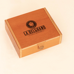 TONOS TRADICIONALES ESTUCHE DE CEDRO LAQUEADO - comprar online