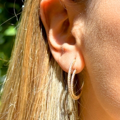 Brinco Argola zirconia branca (arco) - comprar online