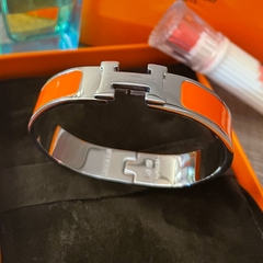 BRACELETE H COM CAIXA
