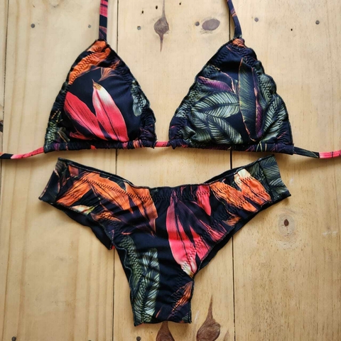 Conjunto fru fru levanta bumbum P