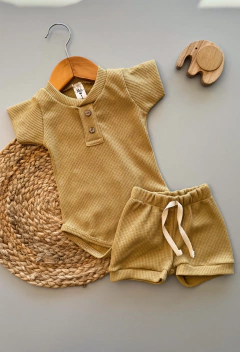Conjunto Waffle Body + Short Mostaza - Art. 0194