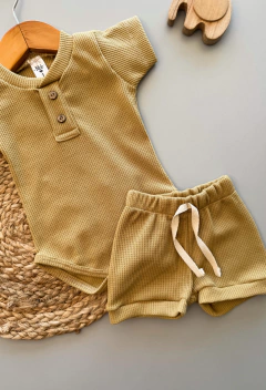 Conjunto Waffle Body + Short Mostaza - Art. 0194 - comprar online
