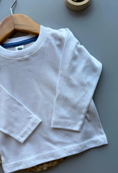 Remera Basic ML Blanco - Art. 2312 en internet