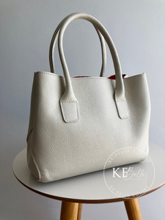 Bolsa em Couro Elegante - comprar online
