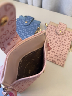 Imagem do Bolsa Porta Celular Feminina Chenson Monograma Elegance