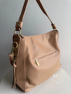 Imagem do Bolsa Pavão de Ouro de Ombro Essencial Bege