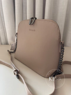 Bolsa Feminina Bella Paulla Estruturada Corrente na internet
