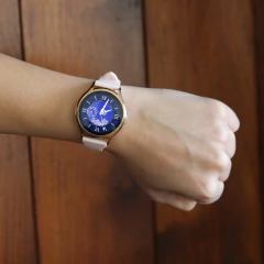 Smartwatch CF39 rosa + malla en internet