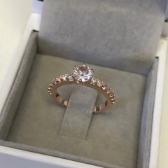 Anel Solitário Cinderella | Banhado a Ouro Rose na internet