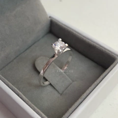 Anel Solitário Tradicional | Prata 950