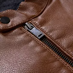 Jaqueta de Couro Lacerda na internet