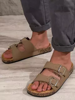 Chinelos Birken Noronha na internet
