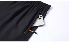 Short Dri-FIT Academy na internet