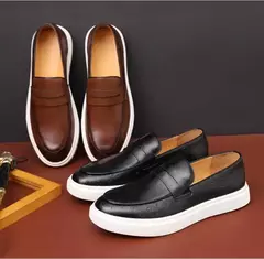 Mocassins de couro em relevo masculinos, slip-on, sola grossa, sapatos casuais - loja online