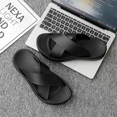 Chinelos de Couro Summer 2026 na internet