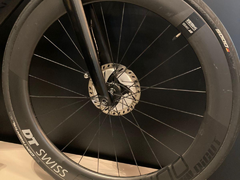Canyon Aeroad CF SL na internet