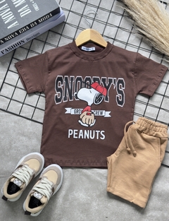 Camisa Snoopy marrom