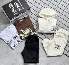 Kit Mickey - 1 conjunto + 2 camisas + 1 bermuda - comprar online