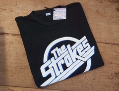 Remera Unisex The Strokes Logo Blanco/azul en internet