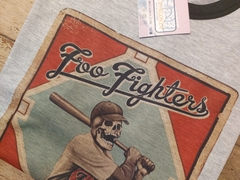 Remera Unisex Manga Ranglan Foo Fighters Wrigley Field Poster - Beatagonia Store