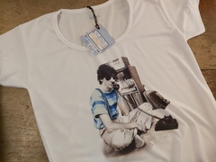 Remera Dama Blanca Charly García al Teléfono en internet