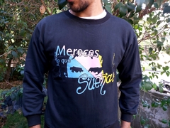 Buzo Negro Cuello Redondo Mereces lo que Sueñas Gustavo Cerati en internet
