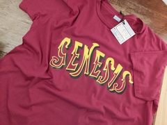 Remera Unisex Bordó Genesis Logo Clásico en internet