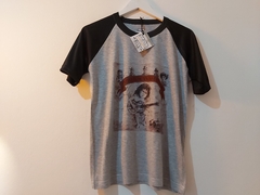 Remera Unisex Pappo's Blues Buscando Un Amor Ranglan