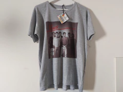 Remera Unisex Virus Wadu Wadu Gris en internet