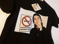 Remera Unisex Algodón Gus Cerati Fotografía [Varios colores] - comprar online
