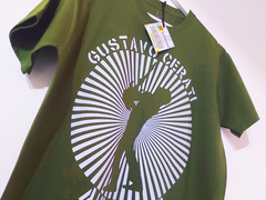 Remera Unisex Gustavo Cerati Ahi Vamos [Varios colores] - Beatagonia Store