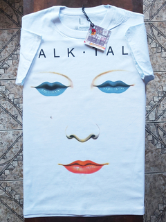 Remera Unisex Talk Talk The Party is Over Blanca en internet