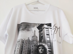 OUTLET - REMERA UNISEX blanca SODA STEREO DOBLE VIDA talle XXL (falla leve) en internet