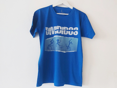 OUTLET - REMERA UNISEX azul DIVIDIDOS talle L - comprar online