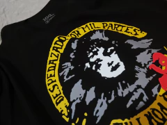 Remera Unisex Negra La Renga Despedazado por Mil Partes en internet