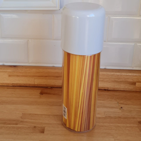 Contenedor de acrílico para fideos con tapa blanca