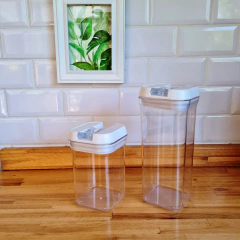 Par de contenedores hermeticos de 900 y 1400 ml - comprar online