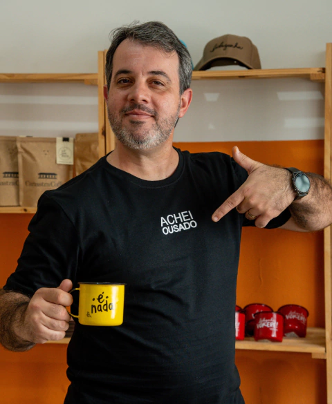 Camiseta “Achei Ousado” Masculina - comprar online